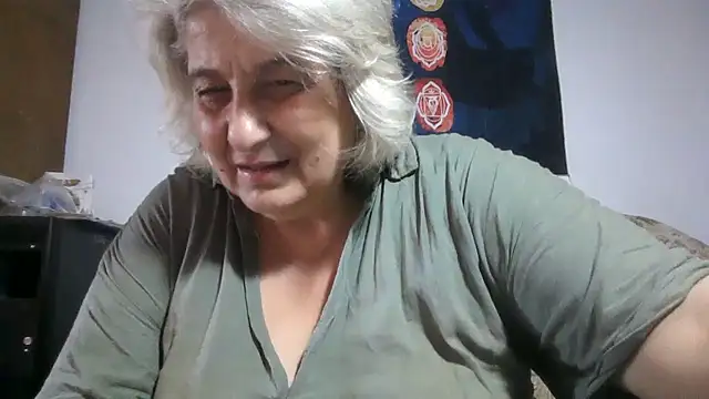 ExquisiteMature webcam