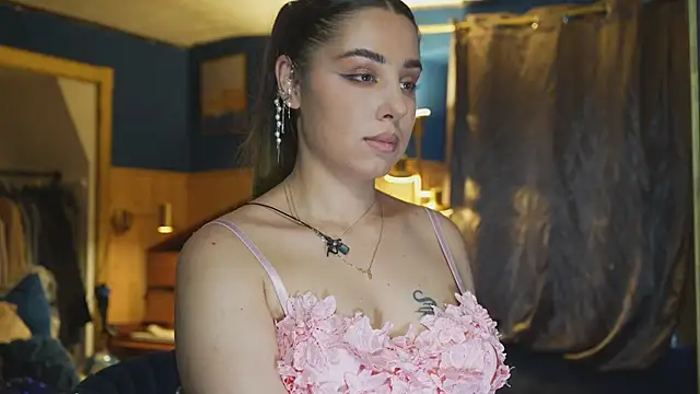 VanessaDoyle webcam