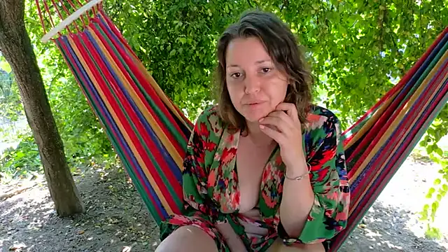 SweetMaddy888 webcam