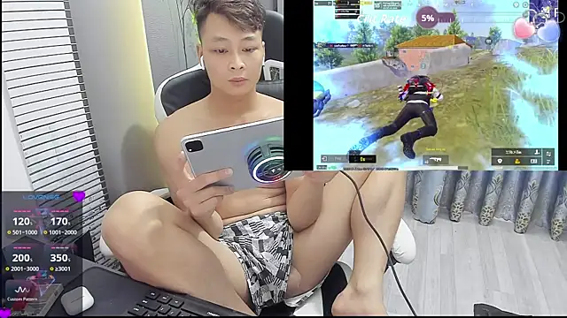 Naughty___asian webcam