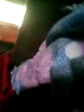 queen1357 webcam