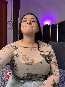 abril_luv - Abril_Luv's free webcam - UK Sex Cams