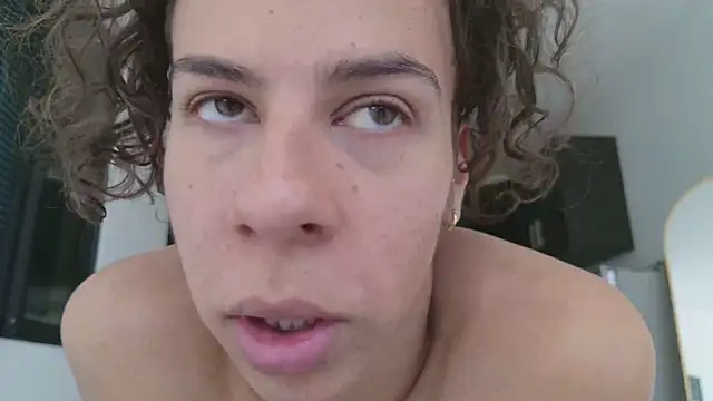grey___27 webcam