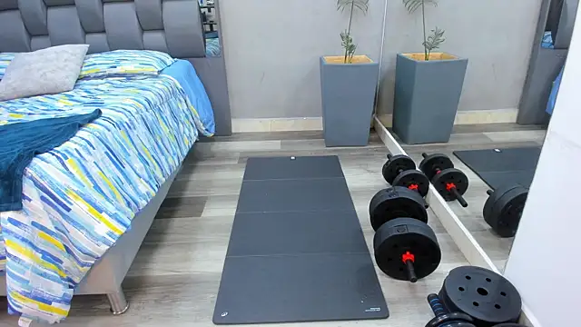Charlie___Musk webcam