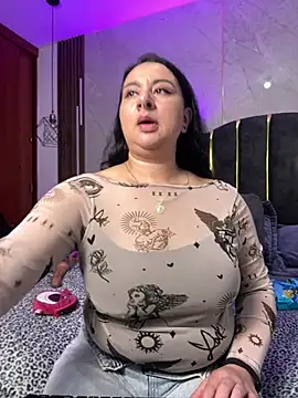 Abril_Luv webcam