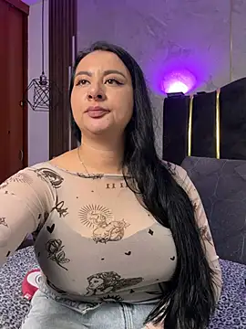 Abril_Luv webcam