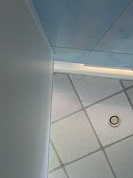 trytomakememoam webcam
