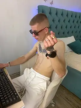 Cristian__Dior webcam