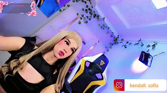 Sophiaa_doll_ webcam