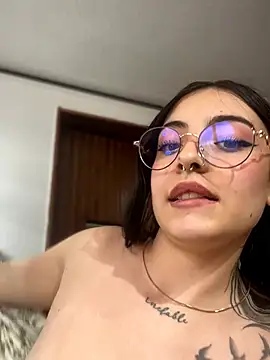 morgana_pink (F young) - SHOW BOOBS + SUCK