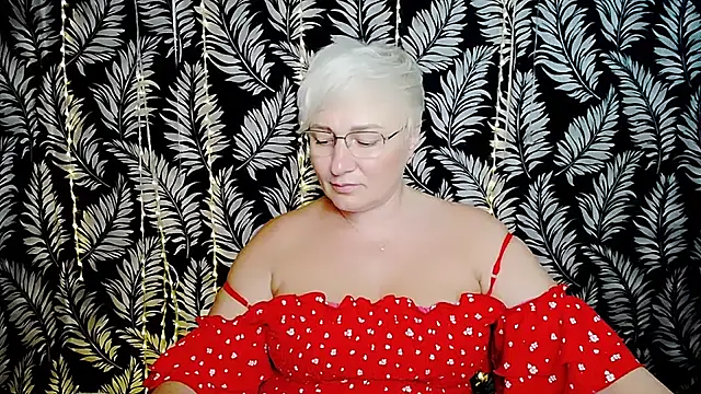 Olivia_playful webcam