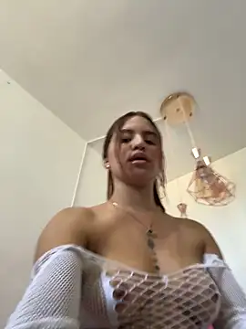 ViankaRose webcam