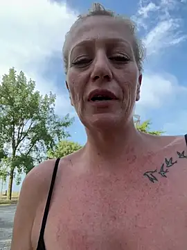 MilfOfDreams webcam