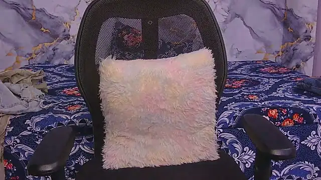 medowrainn webcam