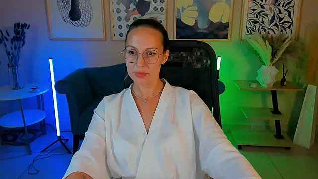 Charlotte_Hudson webcam