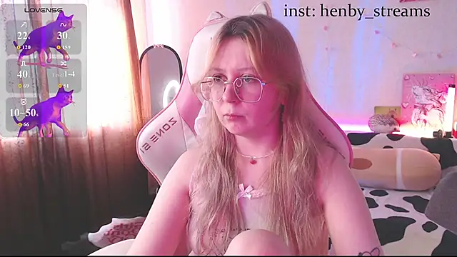 henby_streamss webcam