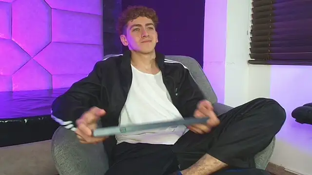 Tyler_Mcrey webcam