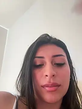 sweetAli_ webcam