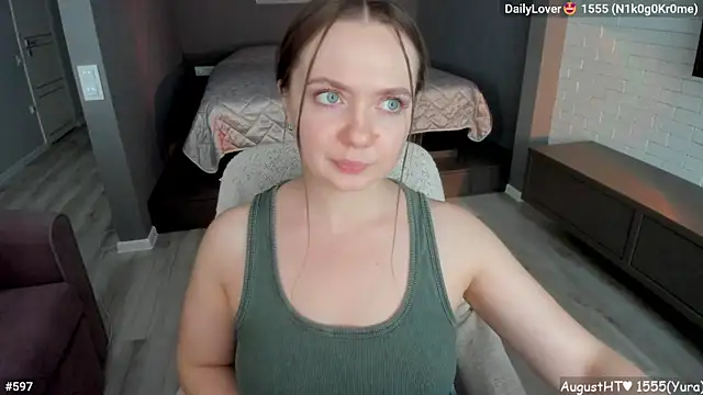 LizaGost webcam