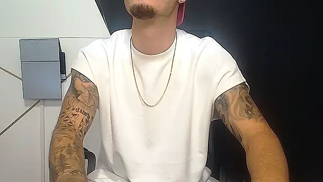 BrandonTate webcam