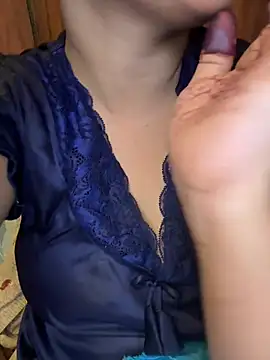 ITZ_CHANDNI webcam
