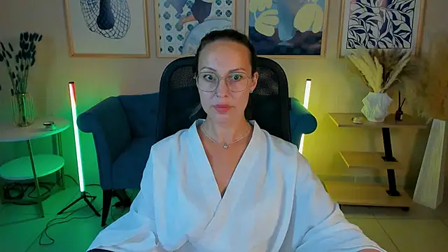 Charlotte_Hudson webcam