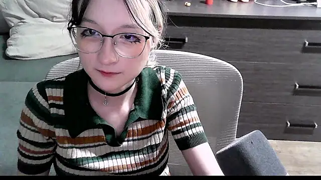Lilfain_baby webcam