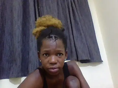 sugarplumbabe16 - SugarPlumBabe16's free webcam - UK Sex Cams