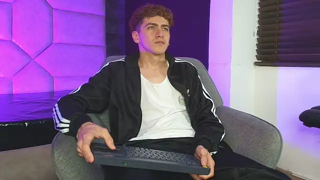 Tyler_Mcrey webcam