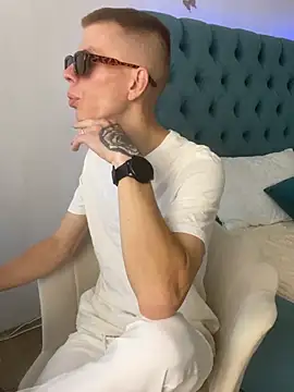 Cristian__Dior webcam