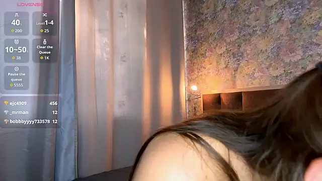 LoraDavi live cam on StripChat