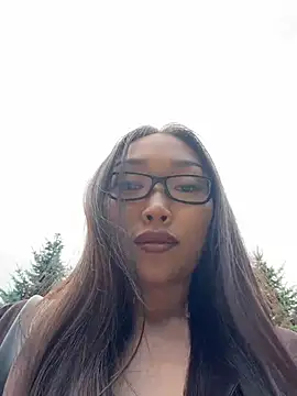 trytomakememoam webcam