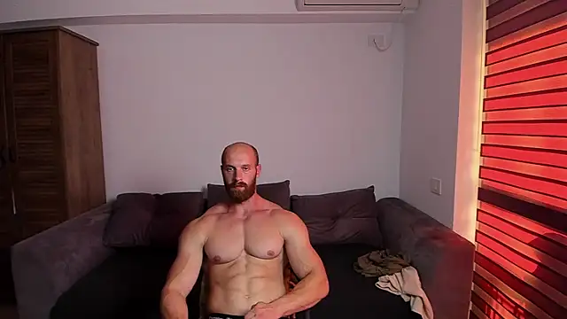 zkkblitz (Ask my age) - Cum at goal !!!
