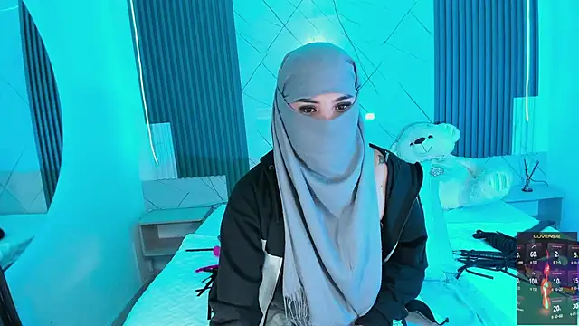 Nayla-Mouna webcam