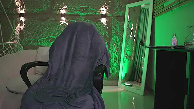 LoganVarela webcam