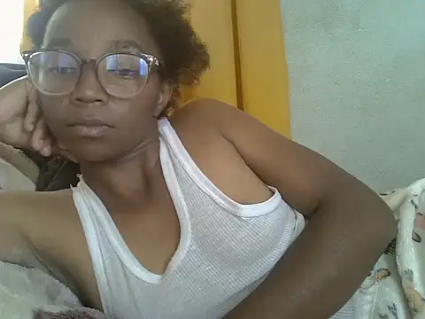 ElianeHot webcam