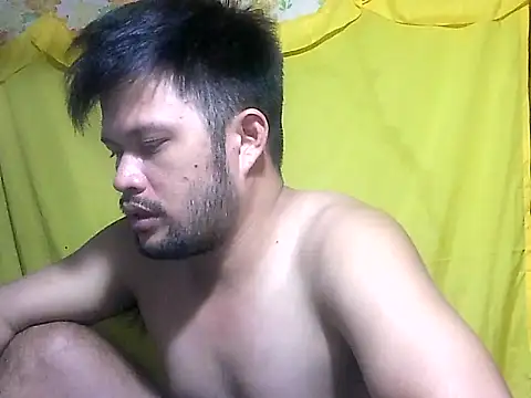 HairyHottestpinoyHandsome webcam
