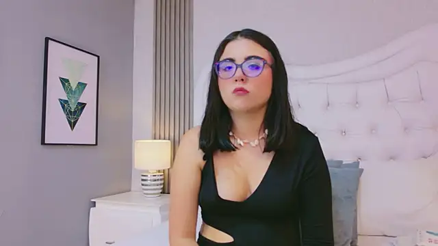 ScarlettPetrova webcam