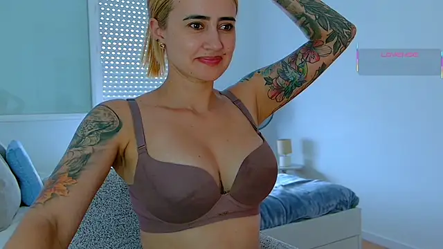 pennyyy_ webcam
