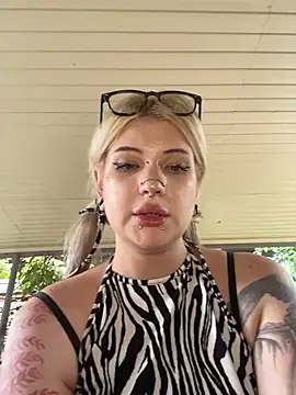 DriveThruCiri webcam