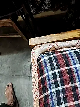 deshicouplegirl webcam