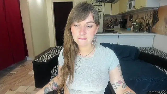 StacyTigerr webcam