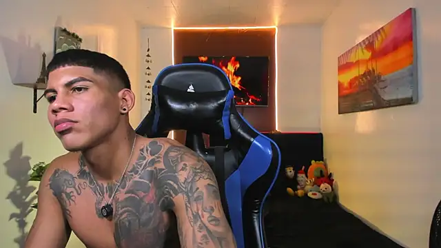 Damian_latinxxx live cam