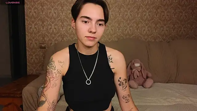 Lilihere_ webcam
