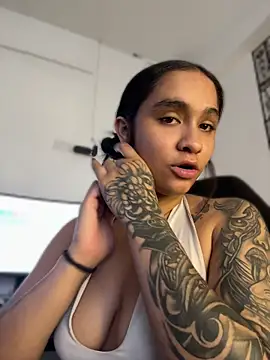 Isabella-Teen