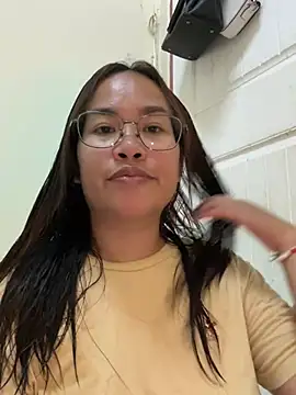 Ponthip webcam