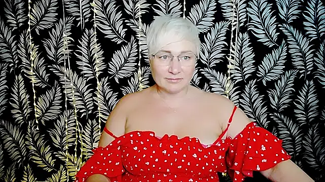 Olivia_playful webcam