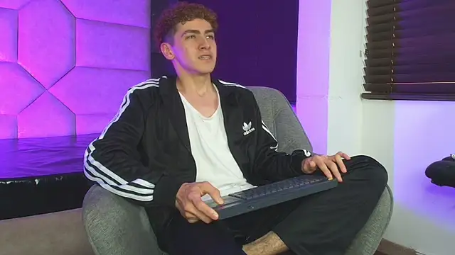 Tyler_Mcrey webcam