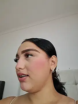 Mia_em webcam