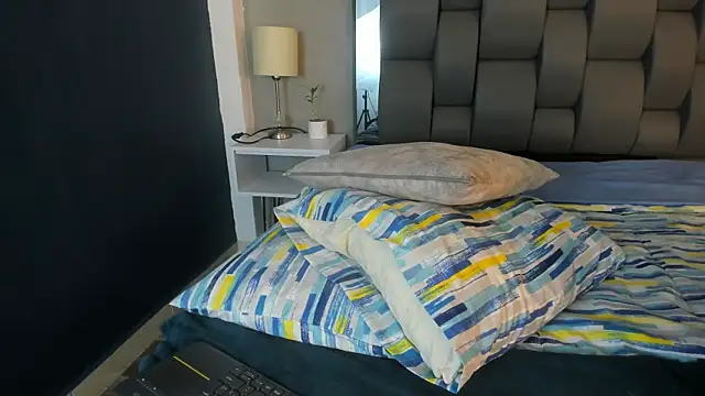 Charlie___Musk webcam